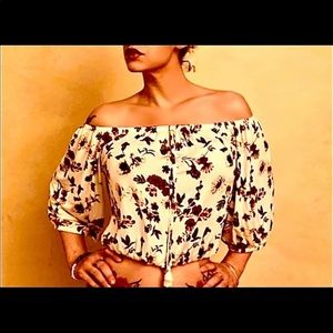 Women’s Off The Shoulder Top